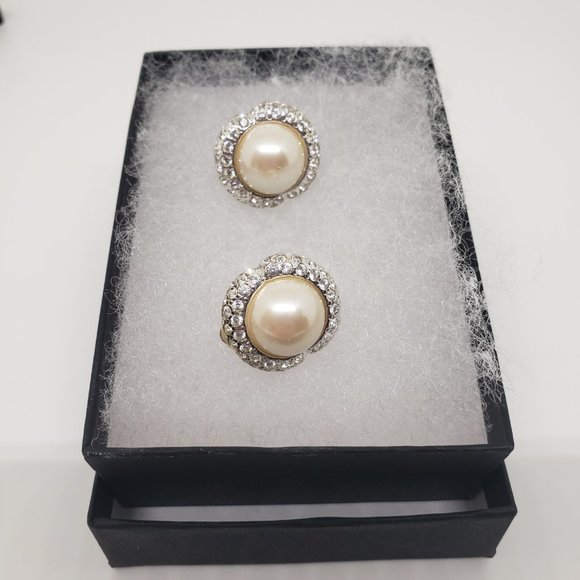 Carolee Clip-On Earrings Pave Rhinestones Faux Pearl Cabochons Silver Tone - Picture 8 of 10